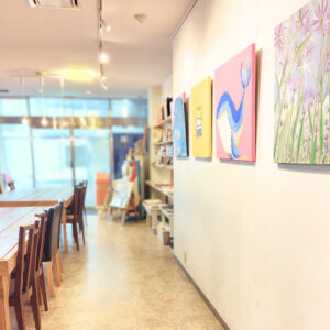 会場になったギャラリー&カフェ